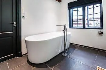 Bed & Breakfast City Studios 3*