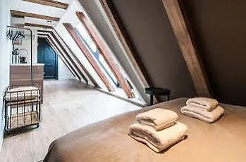 Bed & Breakfast City Studios 3*