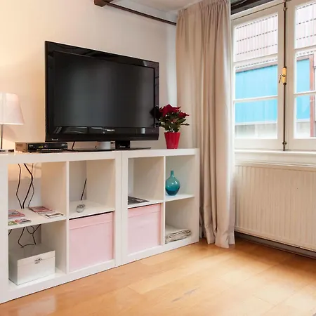 City Studios 3*