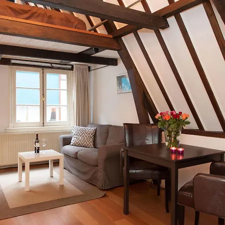 City Studios Bed & Breakfast
